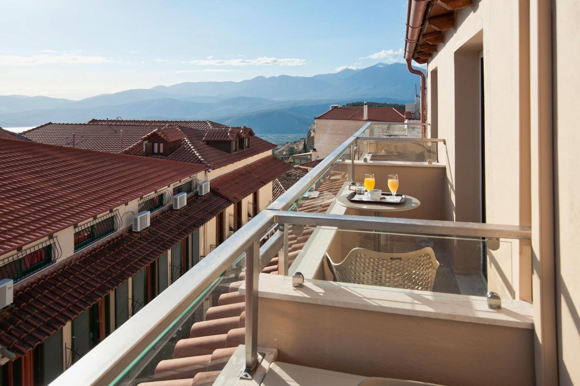 Parnassos Delphi Hotel Exterior photo