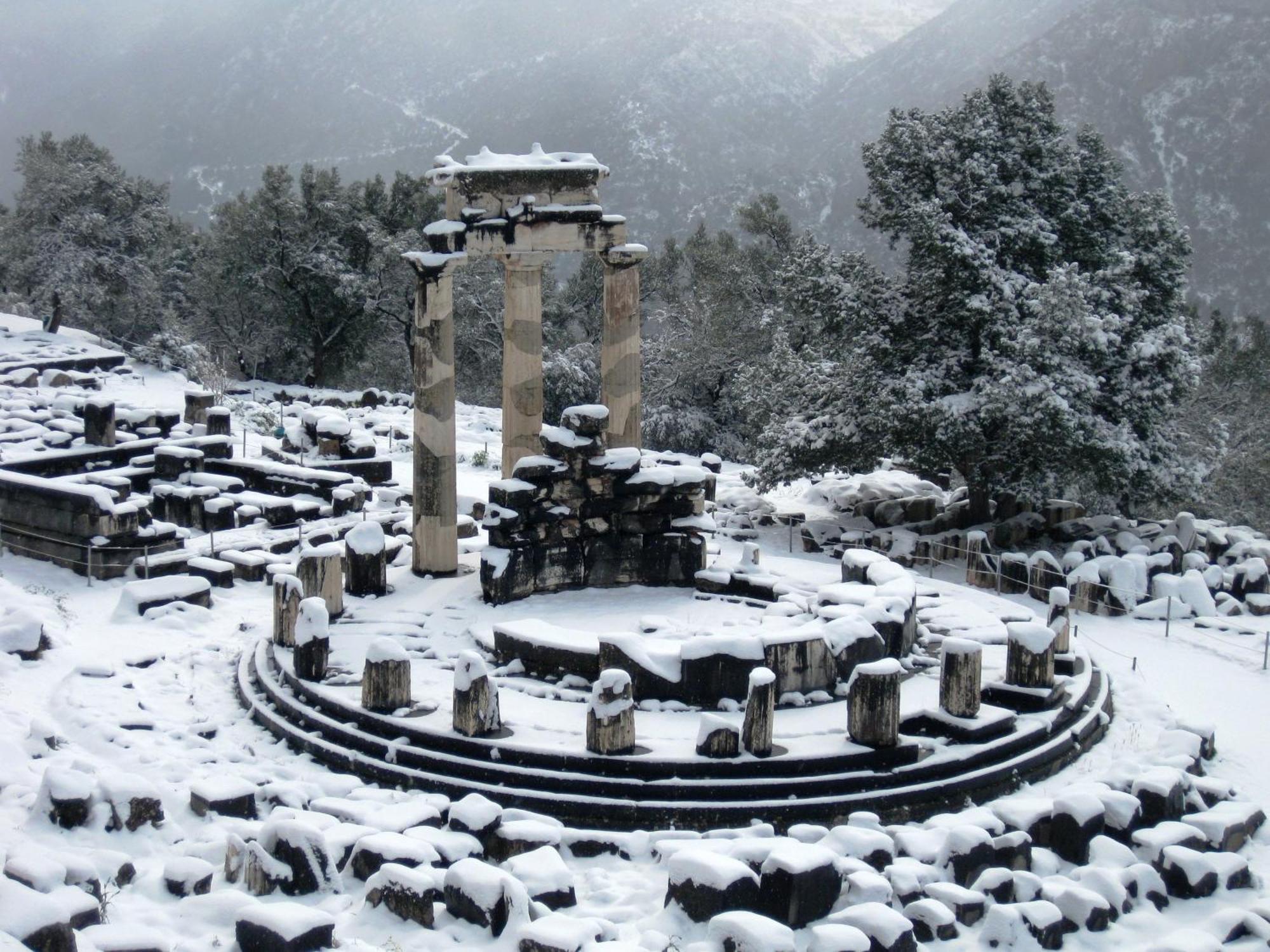 Parnassos Delphi Hotel Exterior photo